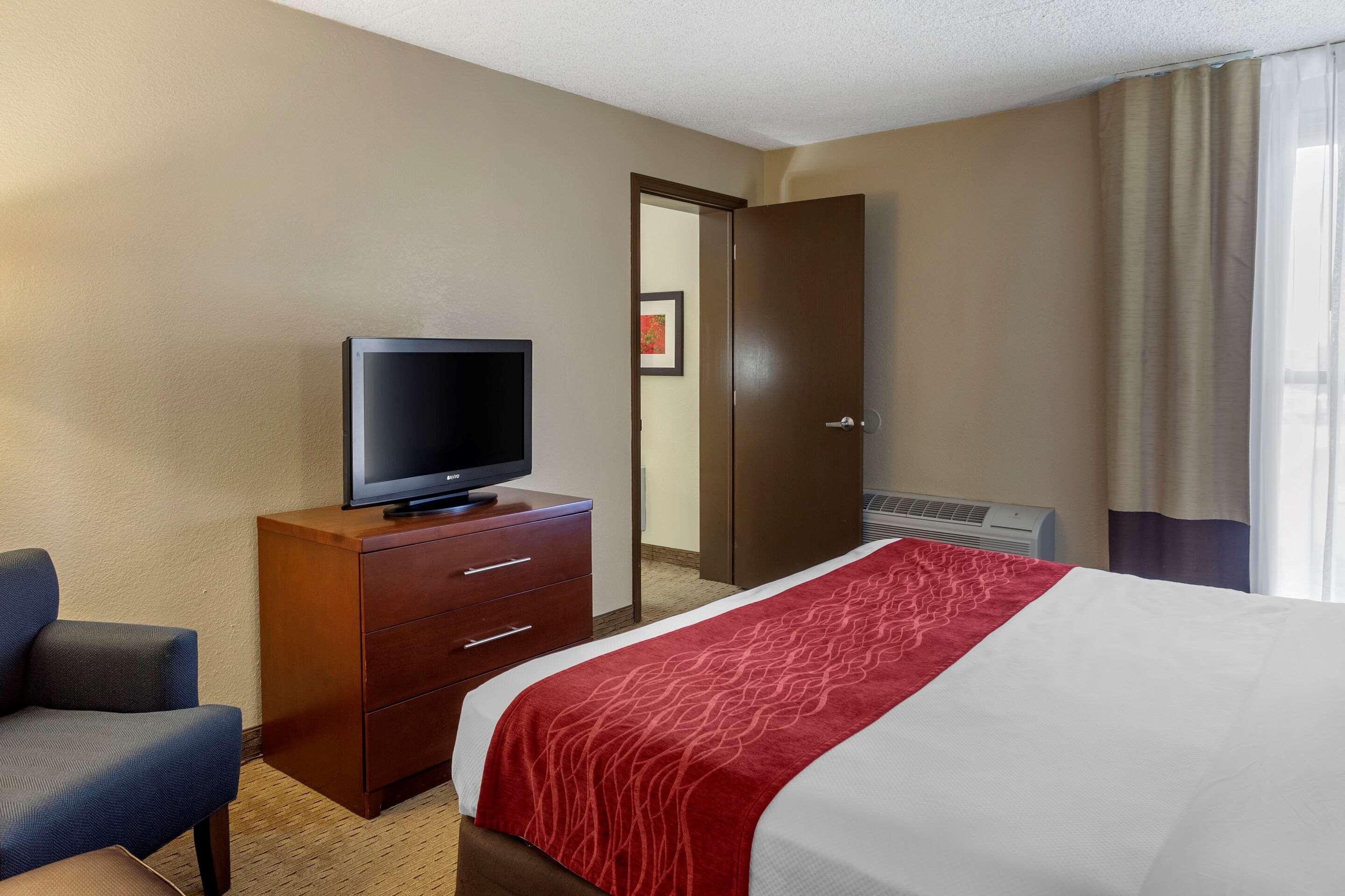 Comfort Inn & Suites Rochelle - Dekalb Экстерьер фото