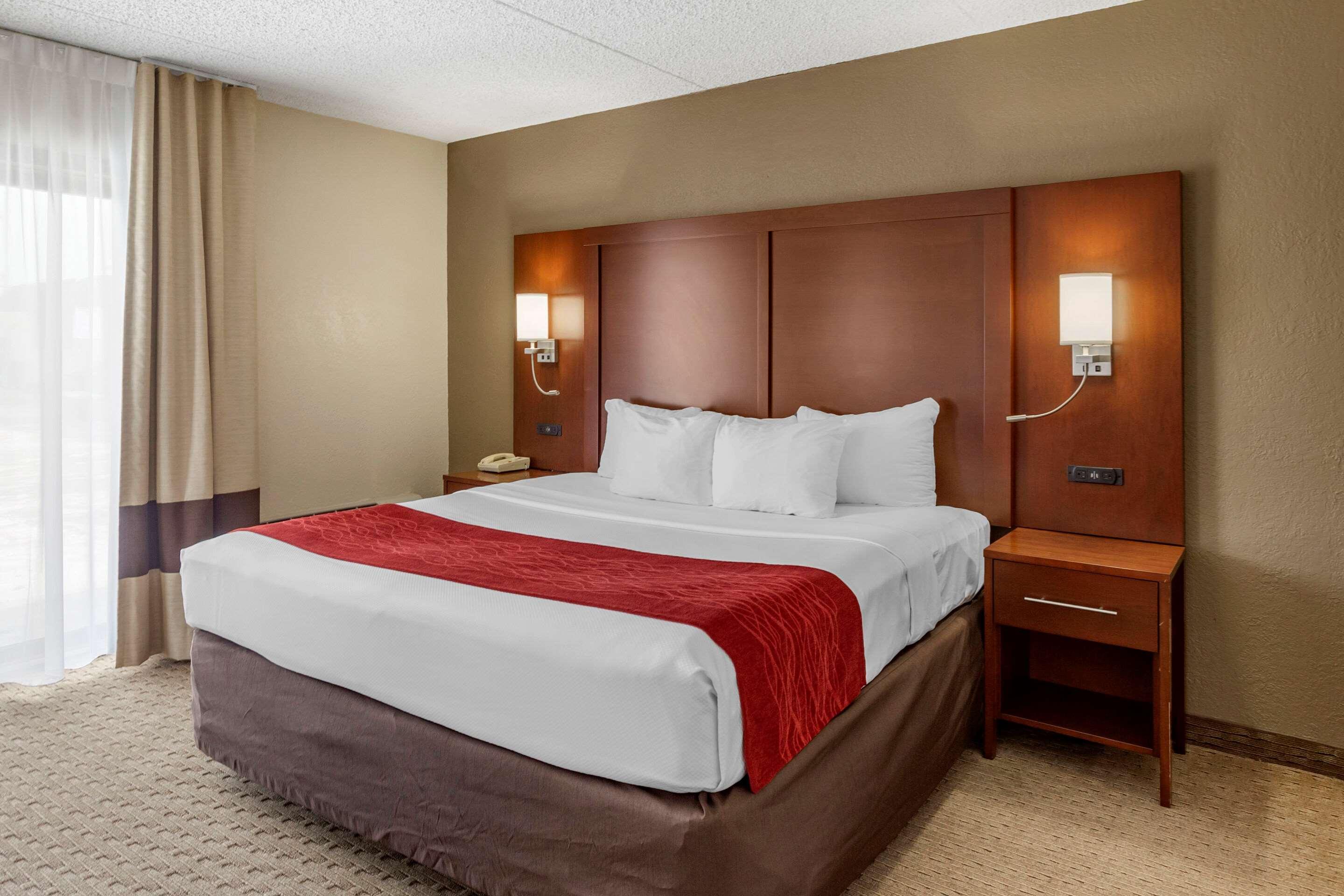 Comfort Inn & Suites Rochelle - Dekalb Экстерьер фото