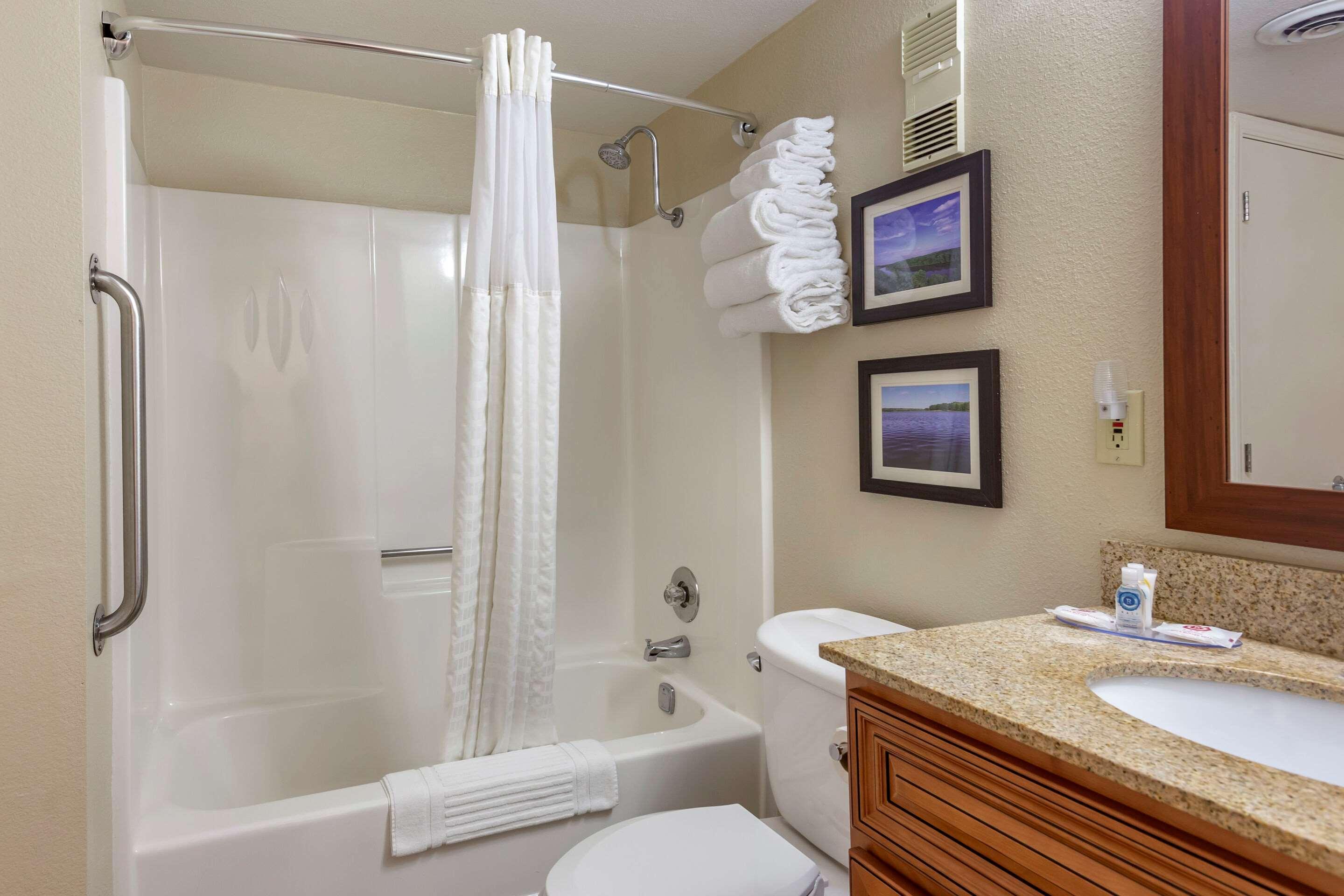 Comfort Inn & Suites Rochelle - Dekalb Экстерьер фото