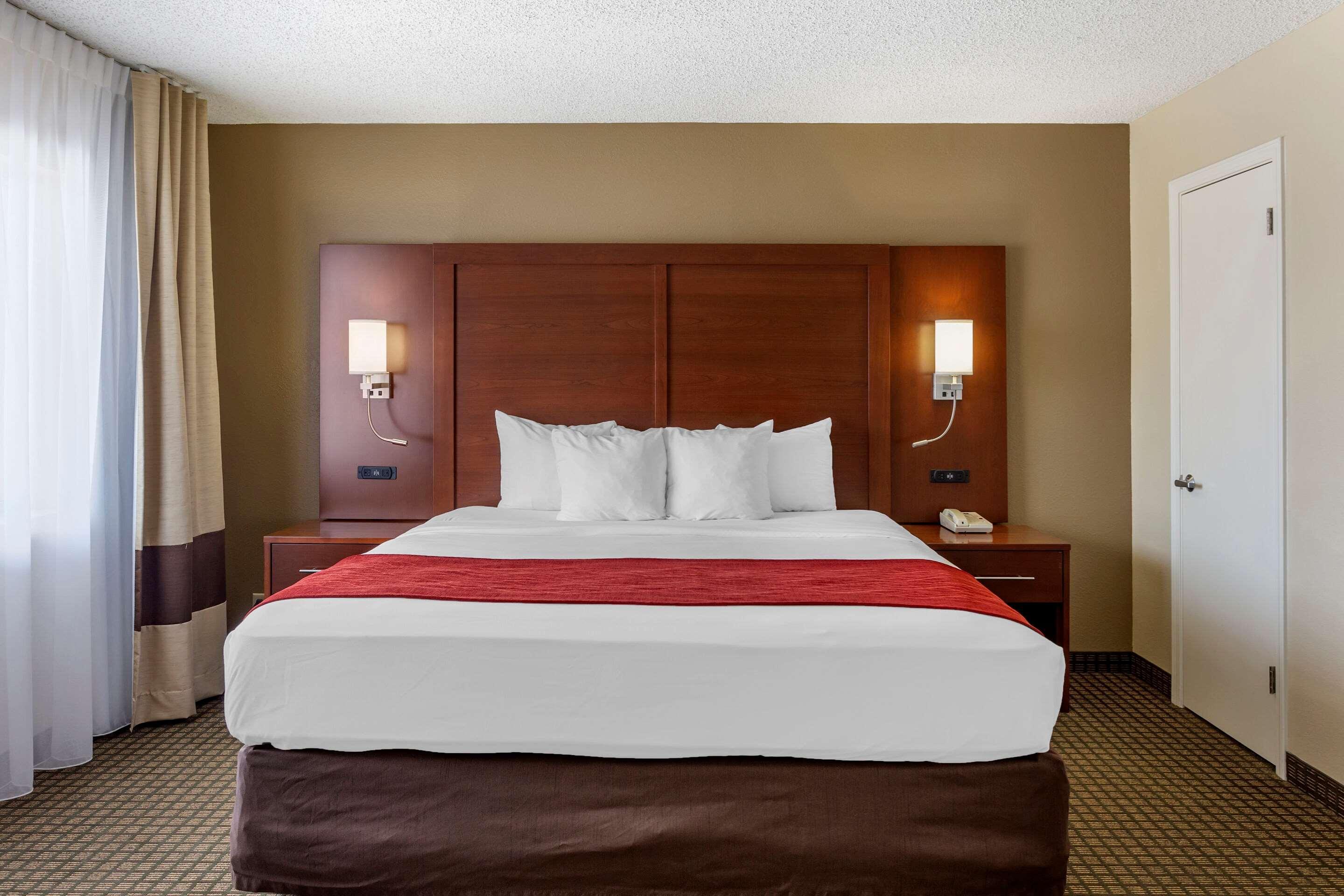 Comfort Inn & Suites Rochelle - Dekalb Экстерьер фото