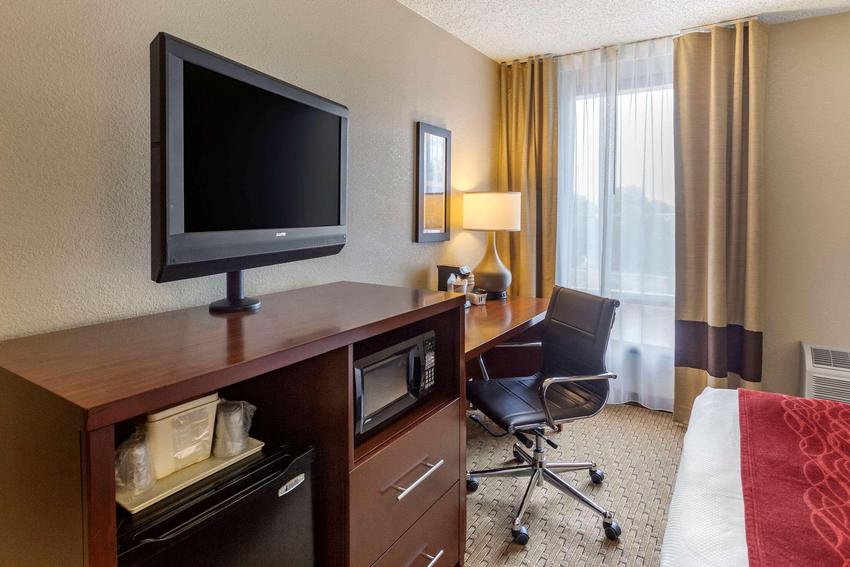 Comfort Inn & Suites Rochelle - Dekalb Экстерьер фото