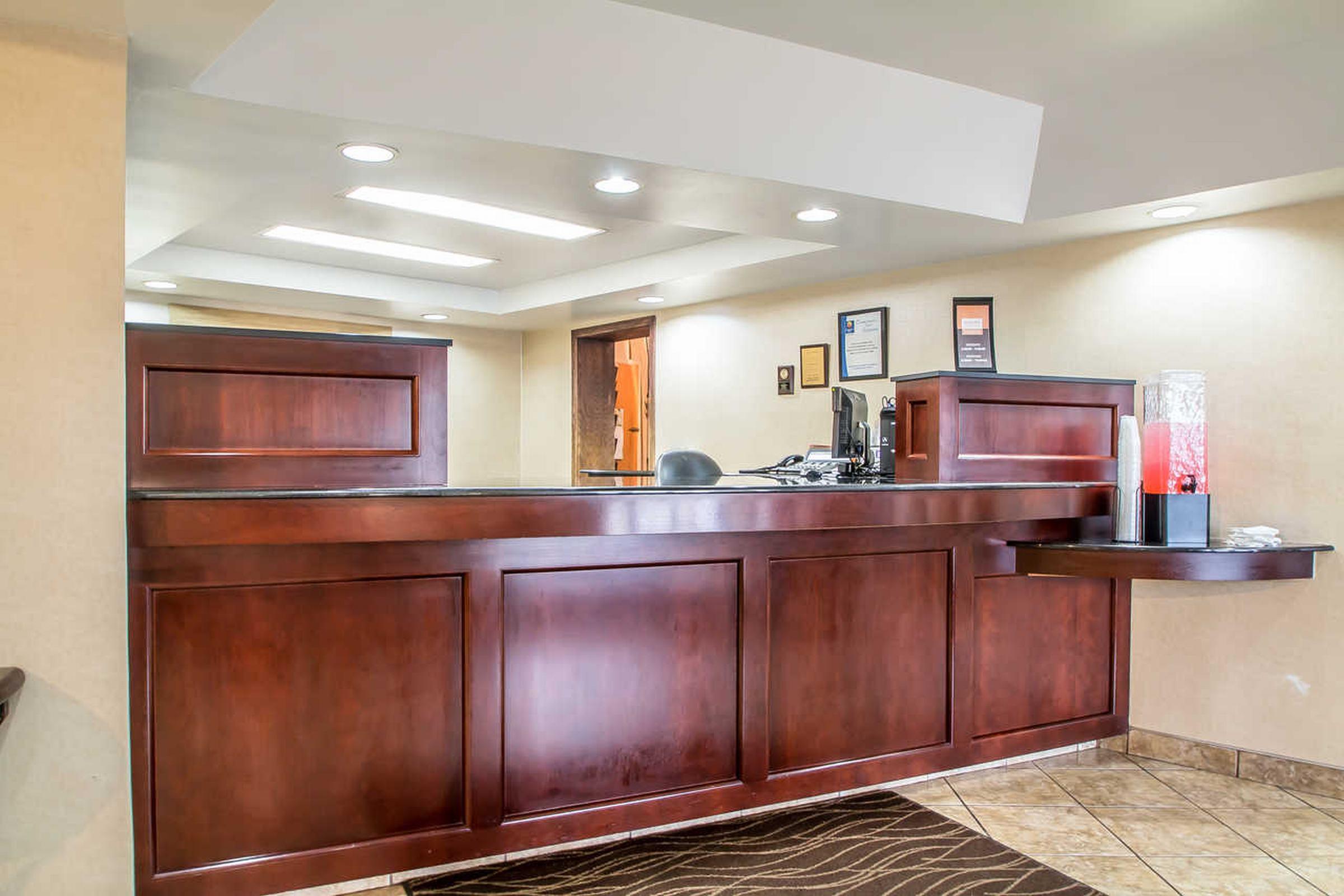 Comfort Inn & Suites Rochelle - Dekalb Экстерьер фото