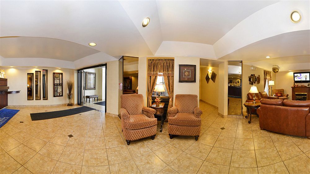 Comfort Inn & Suites Rochelle - Dekalb Экстерьер фото