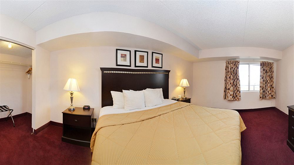 Comfort Inn & Suites Rochelle - Dekalb Экстерьер фото