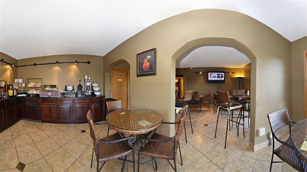 Comfort Inn & Suites Rochelle - Dekalb Экстерьер фото